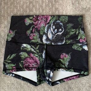 Lululemon short shorts Size 8